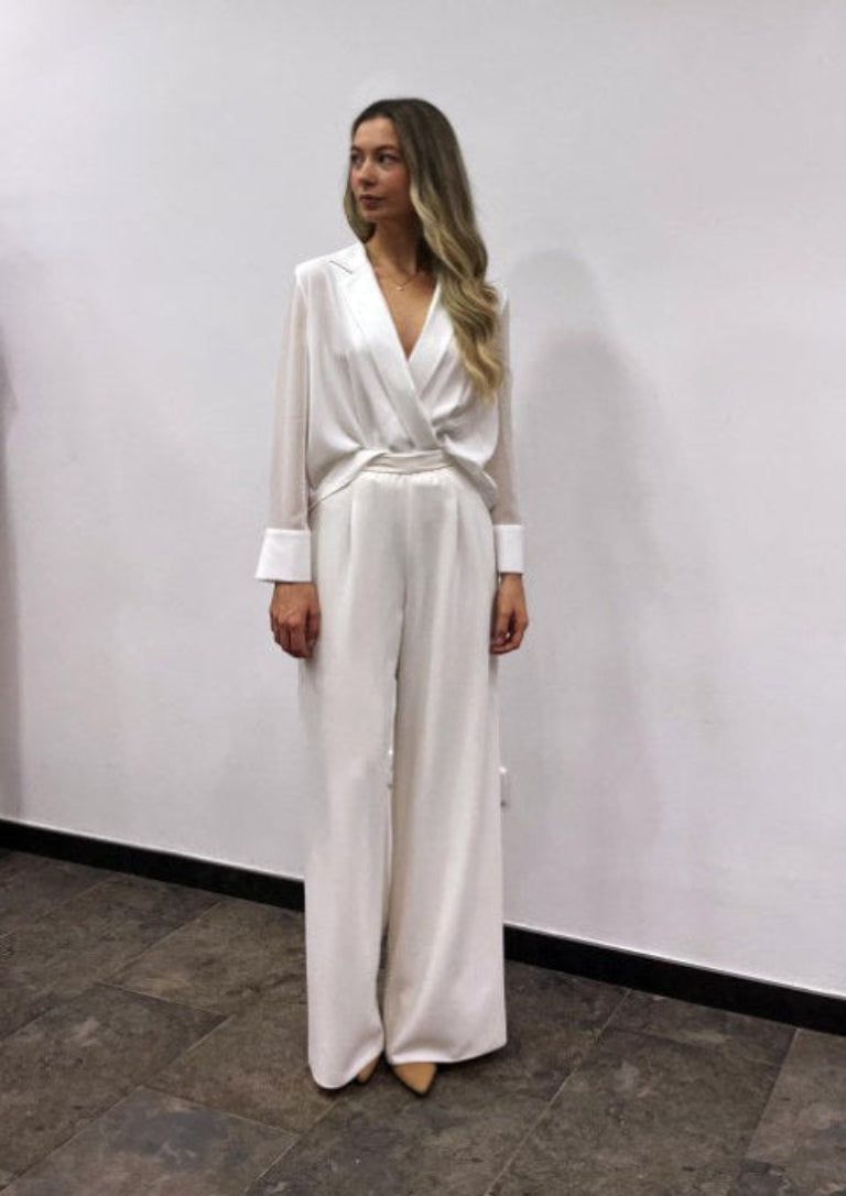 Blusa blanca para invitada