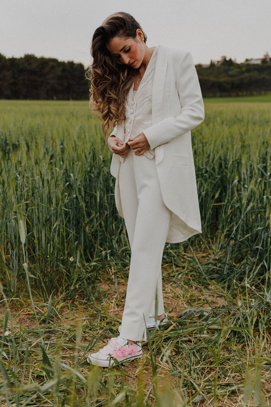 ✨Pantalón pitillo de novia Cannes para novias que pisan fuerte